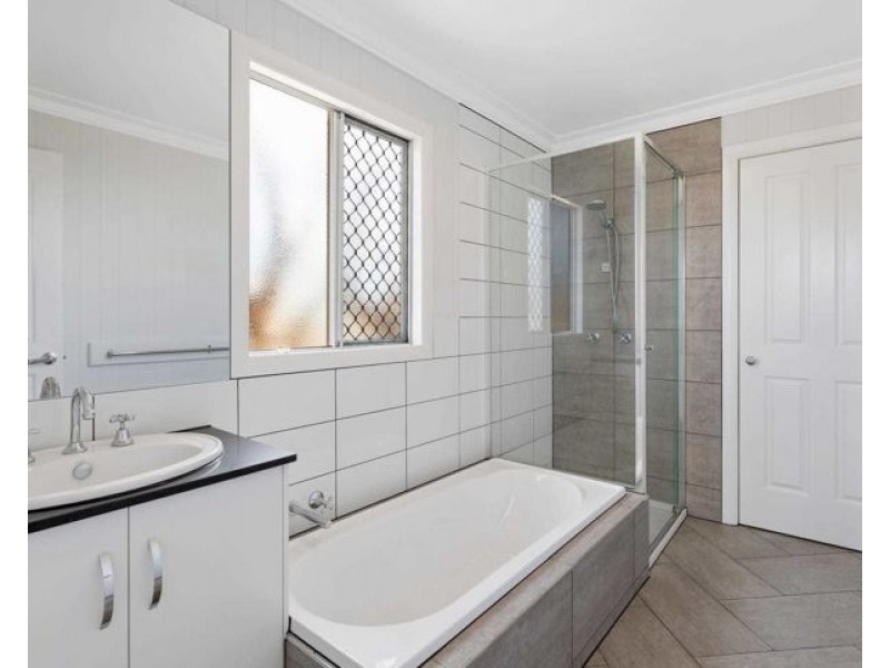 267 Hume St, South Toowoomba QLD 4350