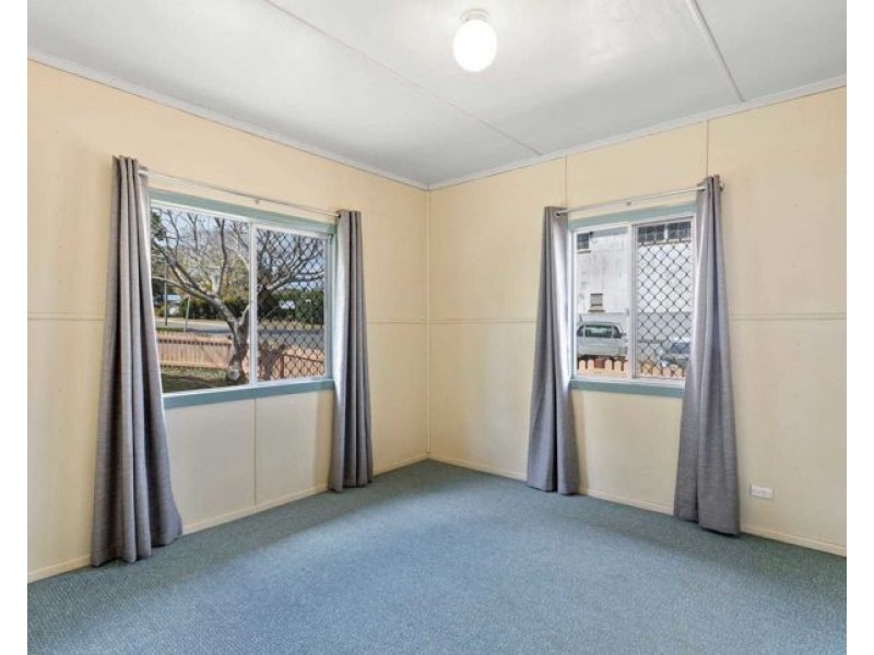 267 Hume St, South Toowoomba QLD 4350