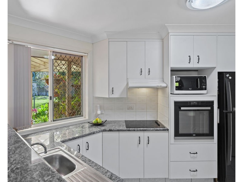 9 Kay Ann Court, Hampton QLD 4352
