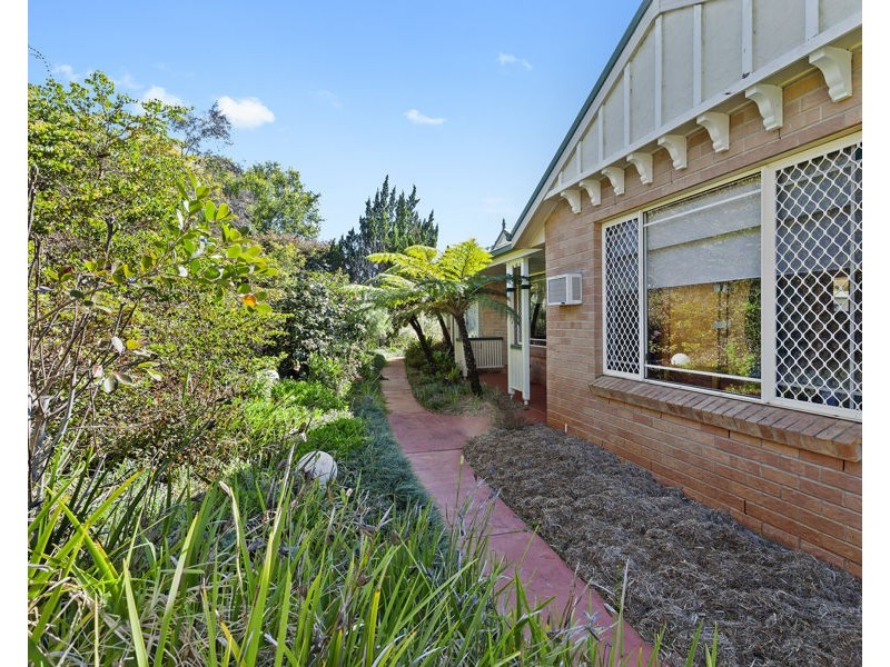 9 Kay Ann Court, Hampton QLD 4352