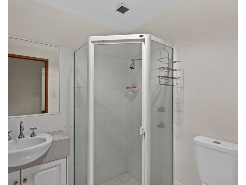 10/484 West Street, Kearneys Spring QLD 4350