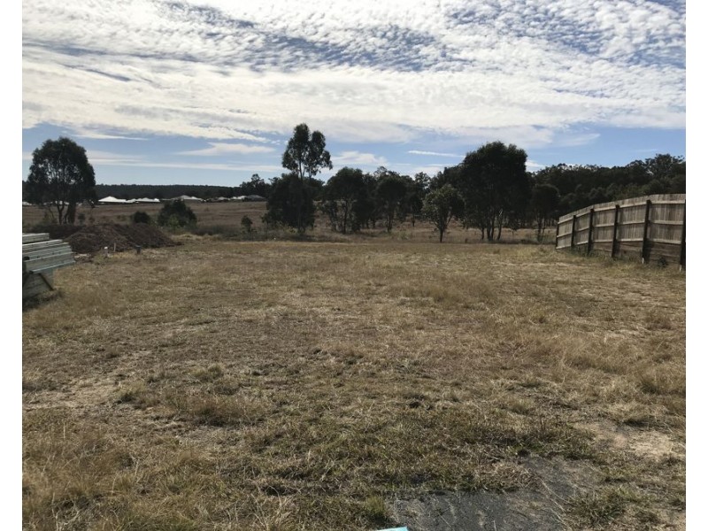 14 Cedarwood Drive, Crows Nest QLD 4355