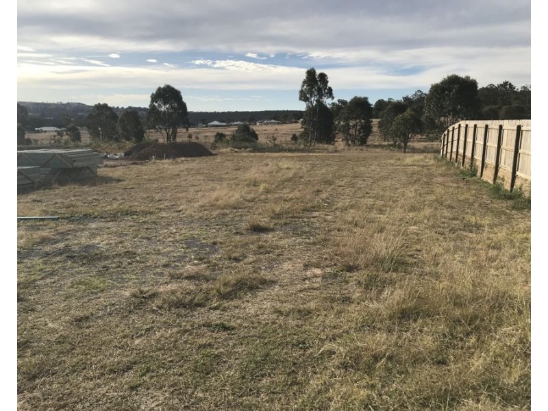 14 Cedarwood Drive, Crows Nest QLD 4355