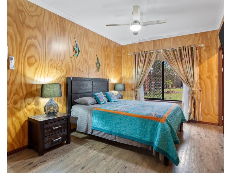 6065 New England Highway, Glenaven QLD 4355