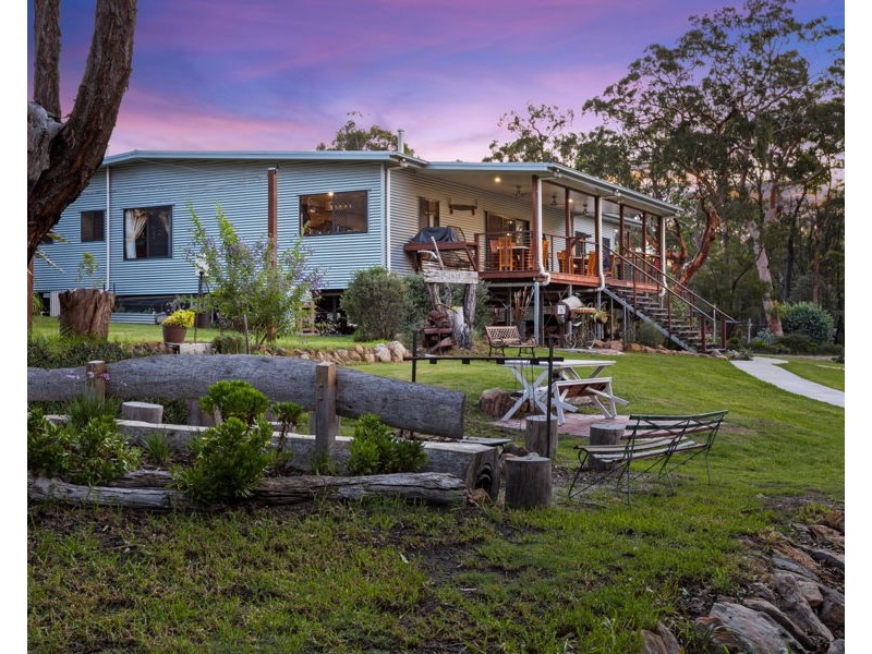 6065 New England Highway, Glenaven QLD 4355