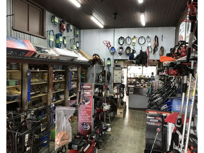 11 Curnow Street, Crows Nest QLD 4355