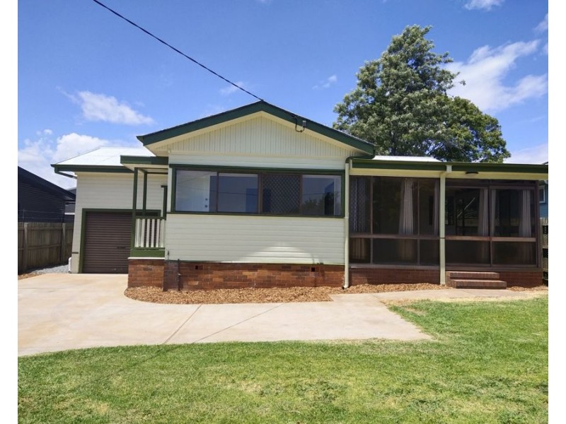 266 Long Street, South Toowoomba QLD 4350
