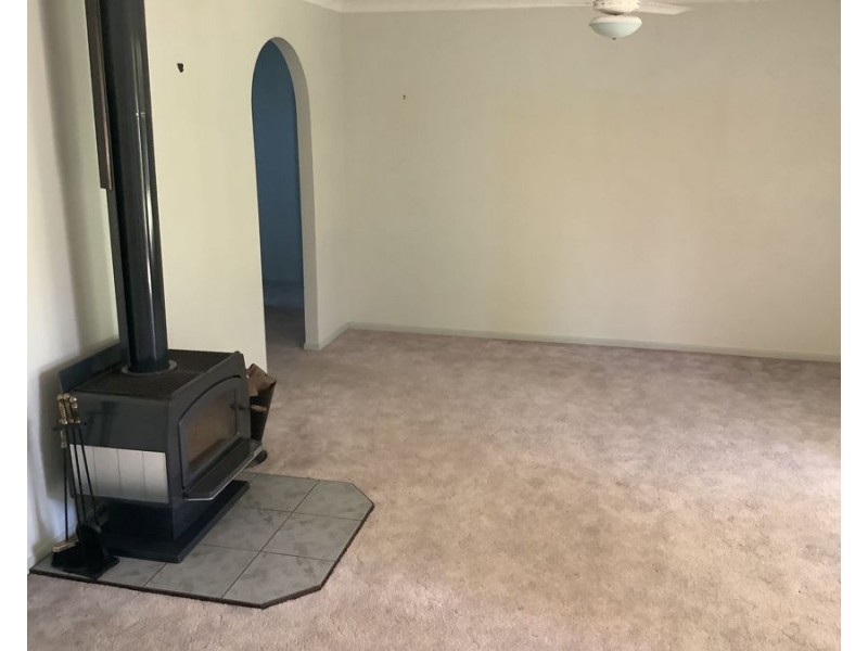 33 Charles Street, Crows Nest QLD 4355