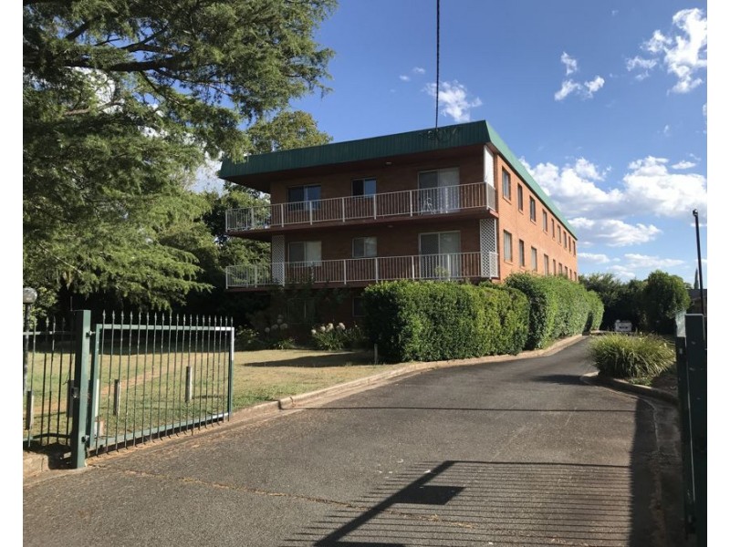 Unit 4 6 Scott Street, East Toowoomba QLD 4350