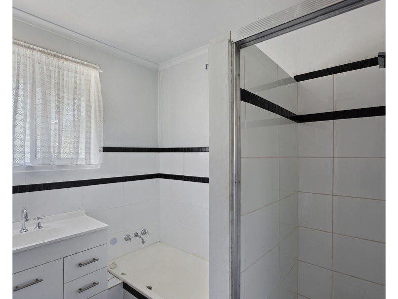 32 Railway Terrace, Crows Nest QLD 4355