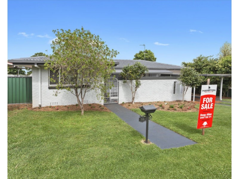 16 Raelyn Street, Centenary Heights QLD 4350