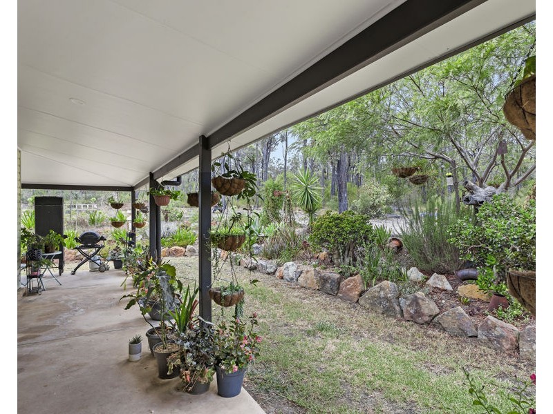 83 Centenary Road, Goombungee QLD 4354