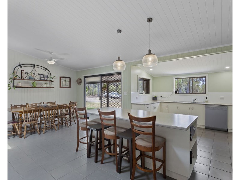 83 Centenary Road, Goombungee QLD 4354