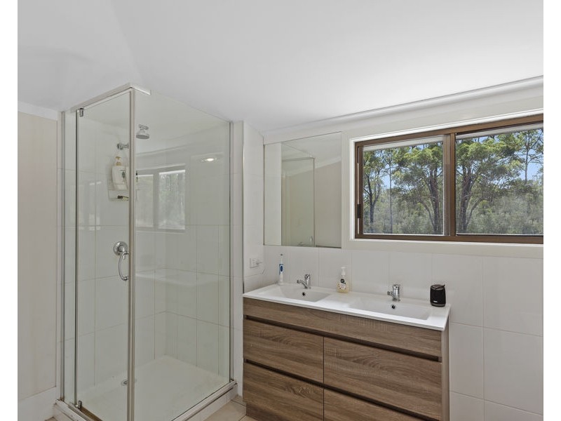 83 Centenary Road, Goombungee QLD 4354