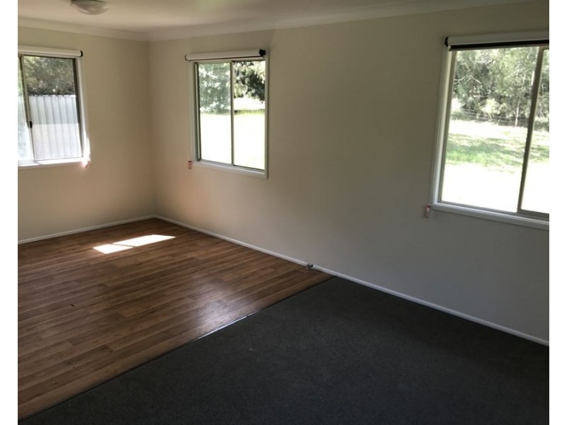 56 Hampton Road, Hampton QLD 4352