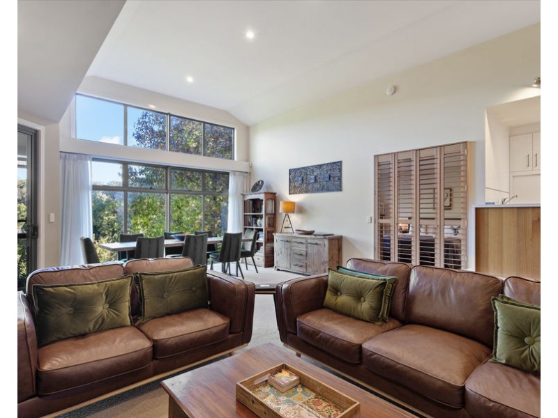 100/3143 Esk Hampton Road, Ravensbourne QLD 4352