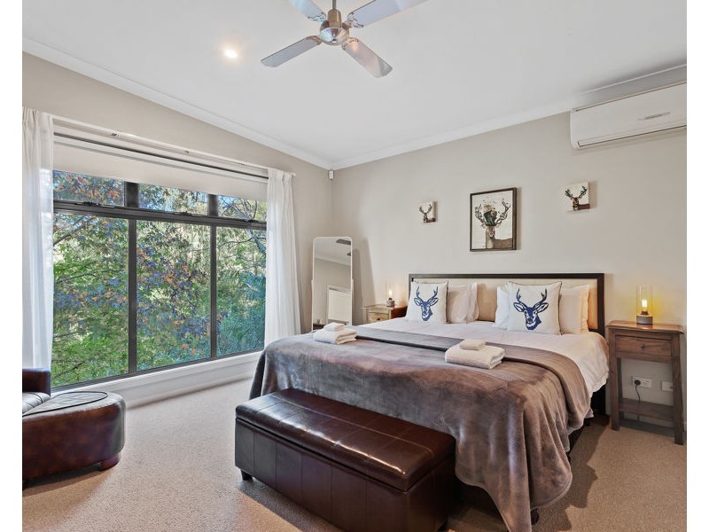 100/3143 Esk Hampton Road, Ravensbourne QLD 4352