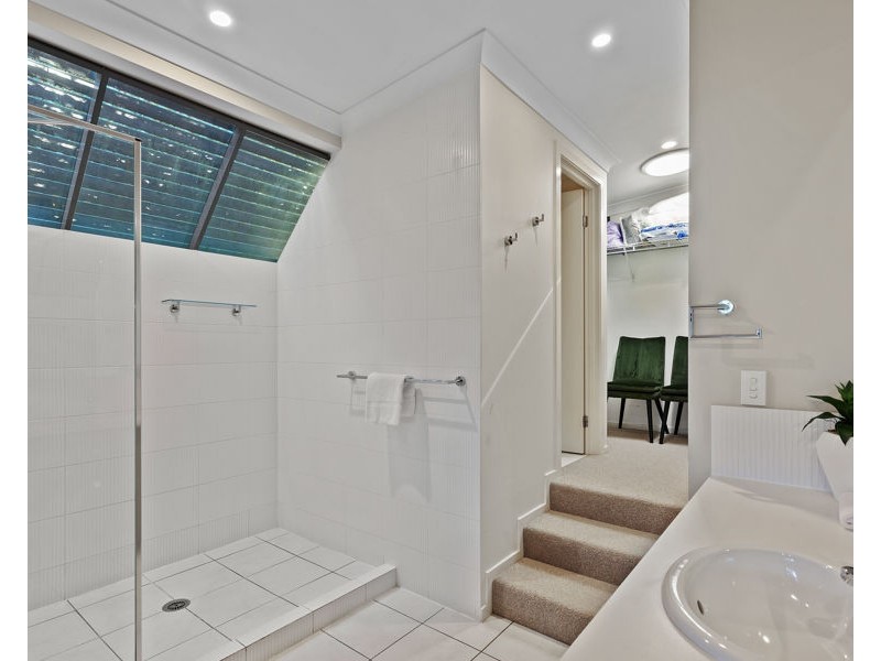 100/3143 Esk Hampton Road, Ravensbourne QLD 4352