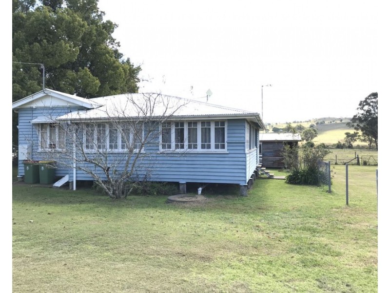 7259 New England Highway, Crows Nest QLD 4355