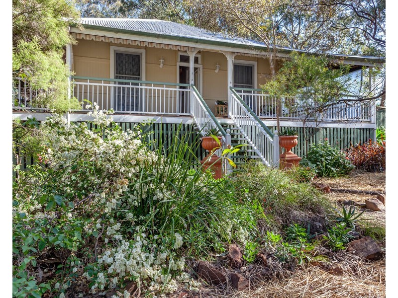 37 Barker Street, Goombungee QLD 4354