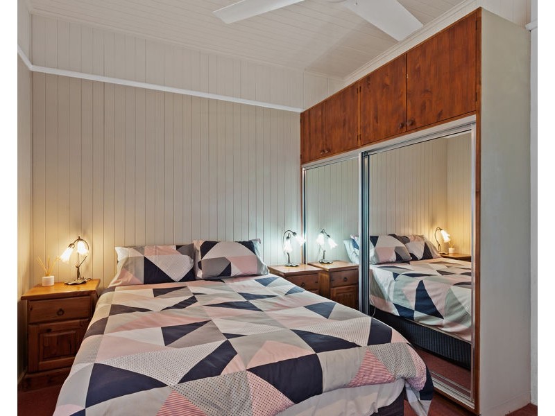 37 Barker Street, Goombungee QLD 4354