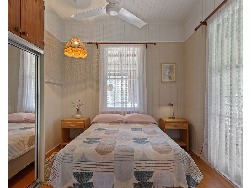 37 Barker Street, Goombungee QLD 4354