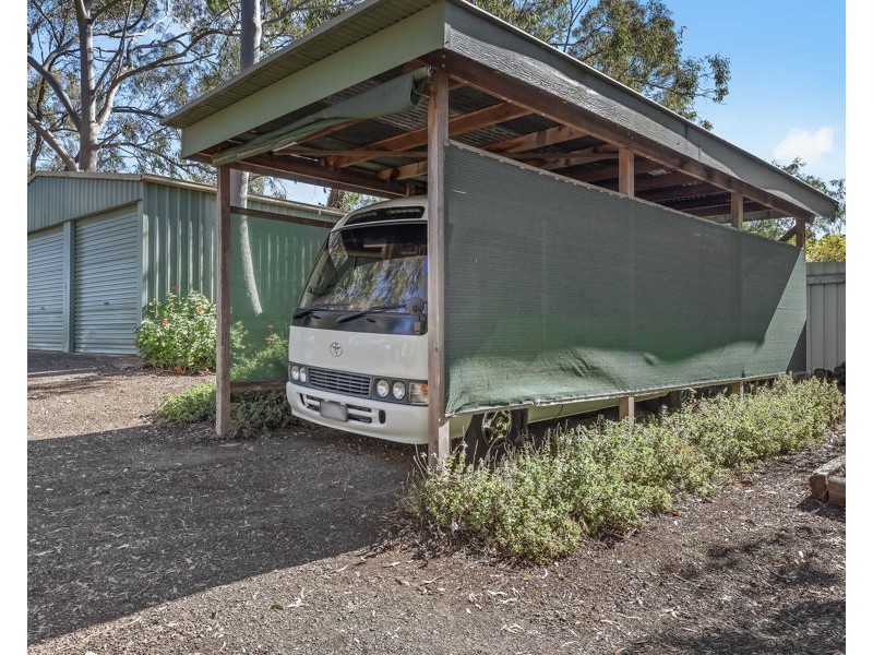 37 Barker Street, Goombungee QLD 4354