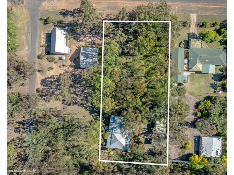 37 Barker Street, Goombungee QLD 4354
