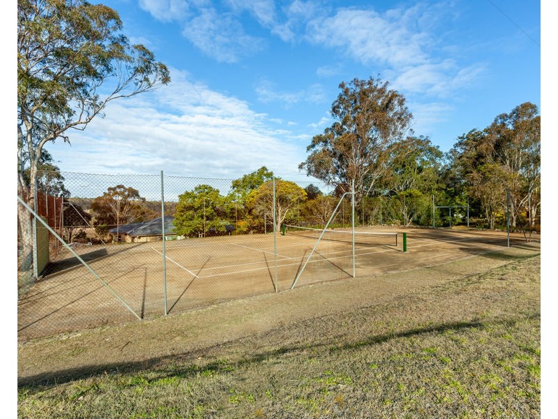 26 Devoncourt Road, Crows Nest QLD 4355