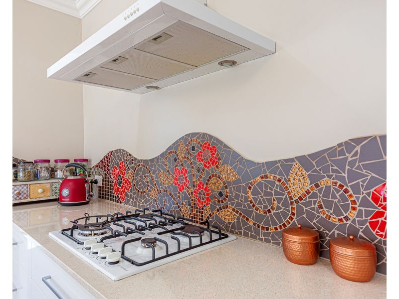 6 Samuel Avenue, Crows Nest QLD 4355