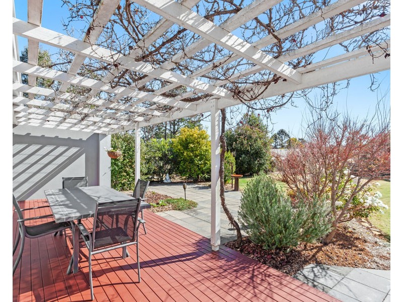 6 Samuel Avenue, Crows Nest QLD 4355
