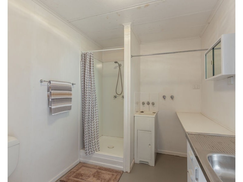 2 Forest Drive, Hampton QLD 4352