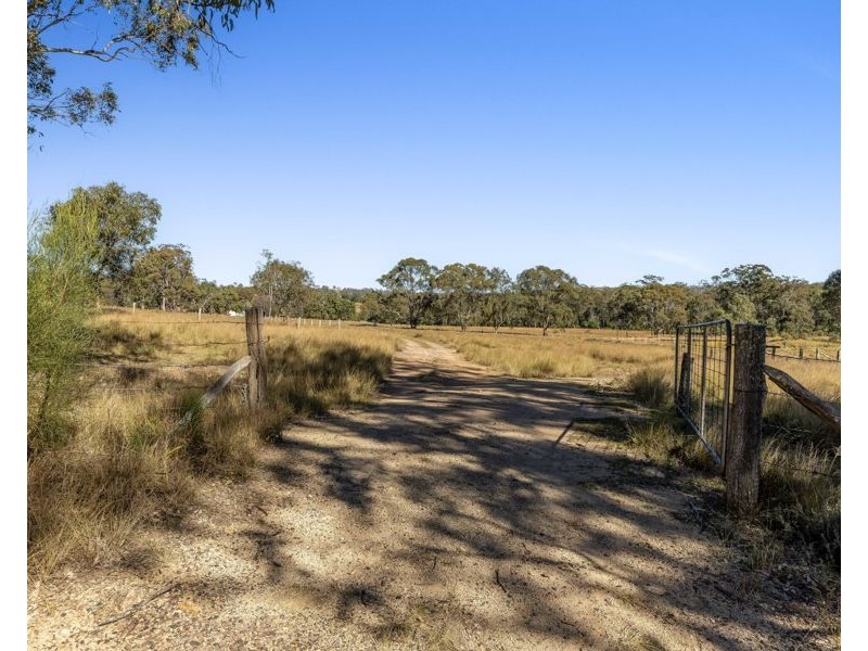 158 Jacob Road, Crows Nest QLD 4355