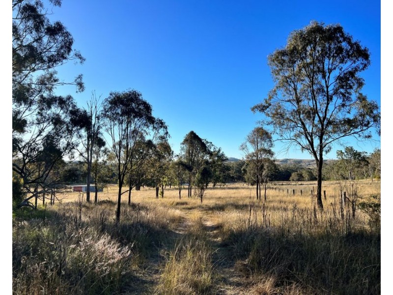 158 Jacob Road, Crows Nest QLD 4355