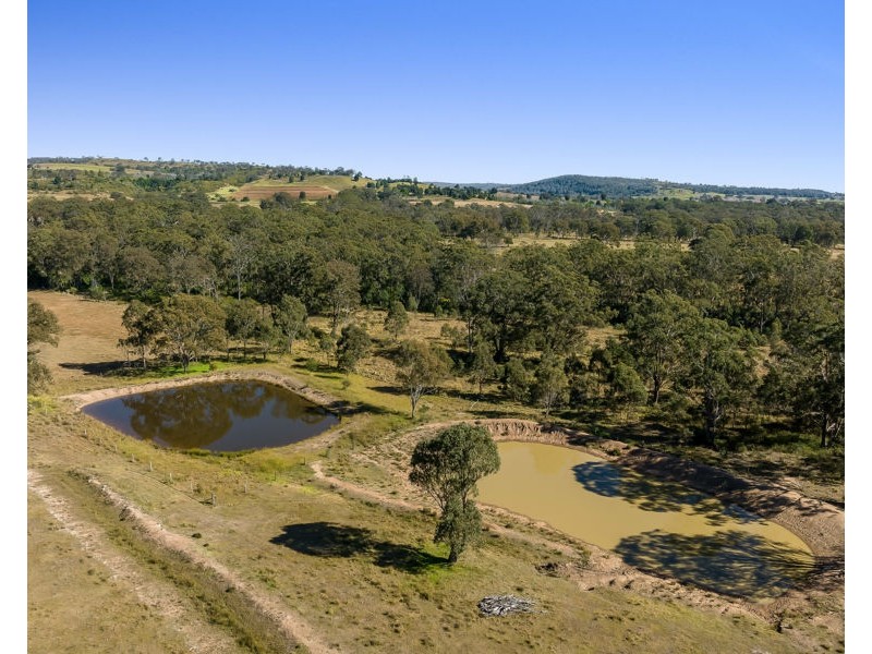 158 Jacob Road, Crows Nest QLD 4355