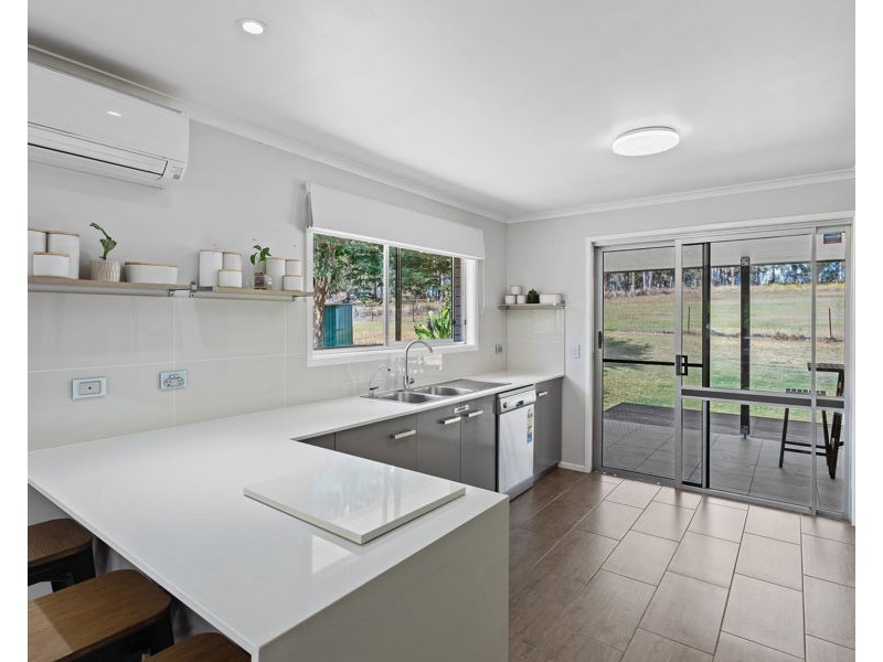 8653 New England Highway, Hampton QLD 4352