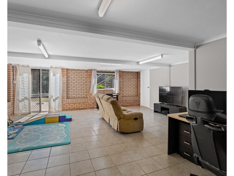 8653 New England Highway, Hampton QLD 4352