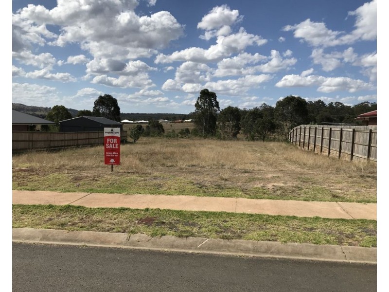 14 Cedarwood Drive, Crows Nest QLD 4355
