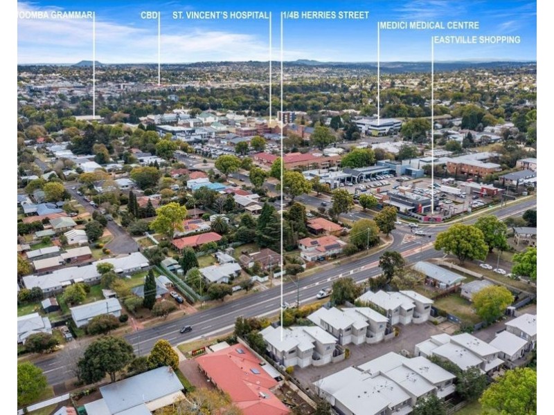 1/4B Herries Street, East Toowoomba QLD 4350