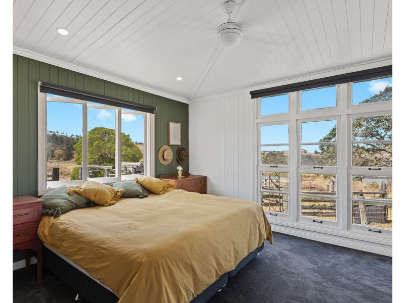 33 Izzard Road, Whichello QLD 4352