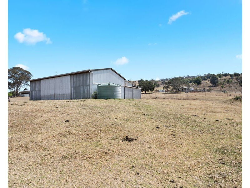 33 Izzard Road, Whichello QLD 4352