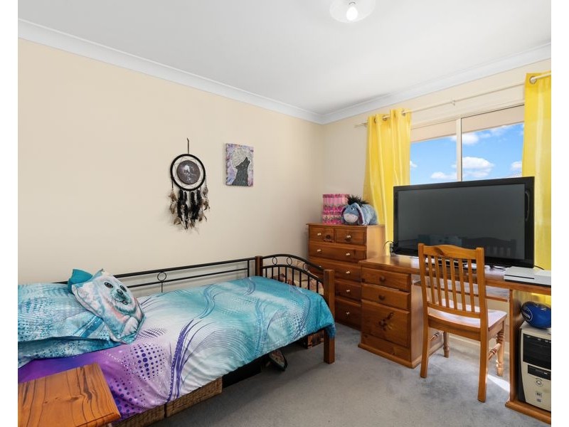 8 Naomi Drive, Crows Nest QLD 4355