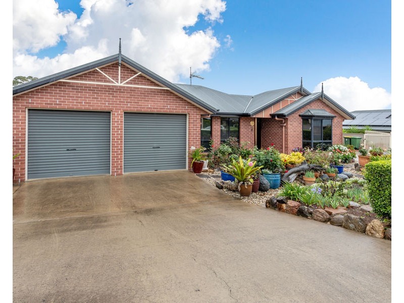 5 Jane Street, Crows Nest QLD 4355
