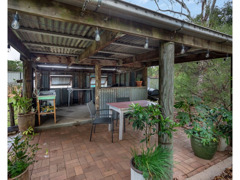 4 Kann Street, Goombungee QLD 4354