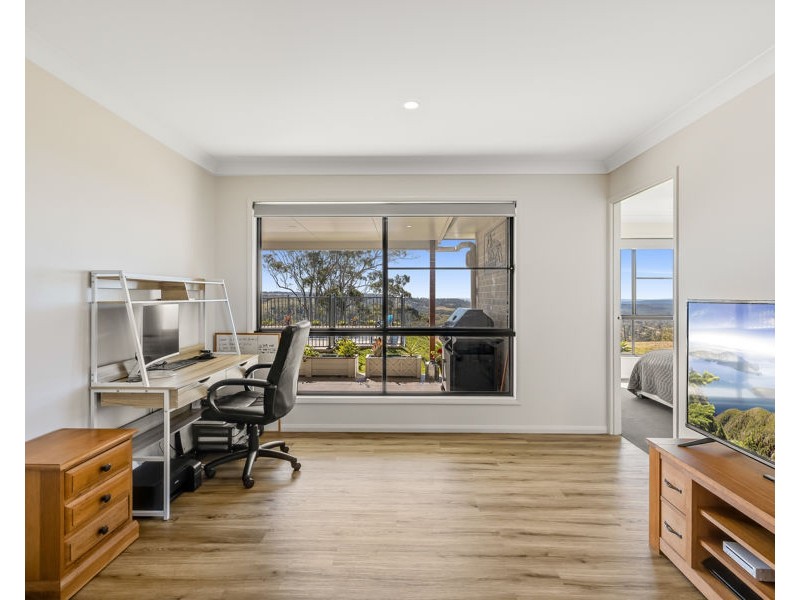 1 Hampton View Court, Hampton QLD 4352