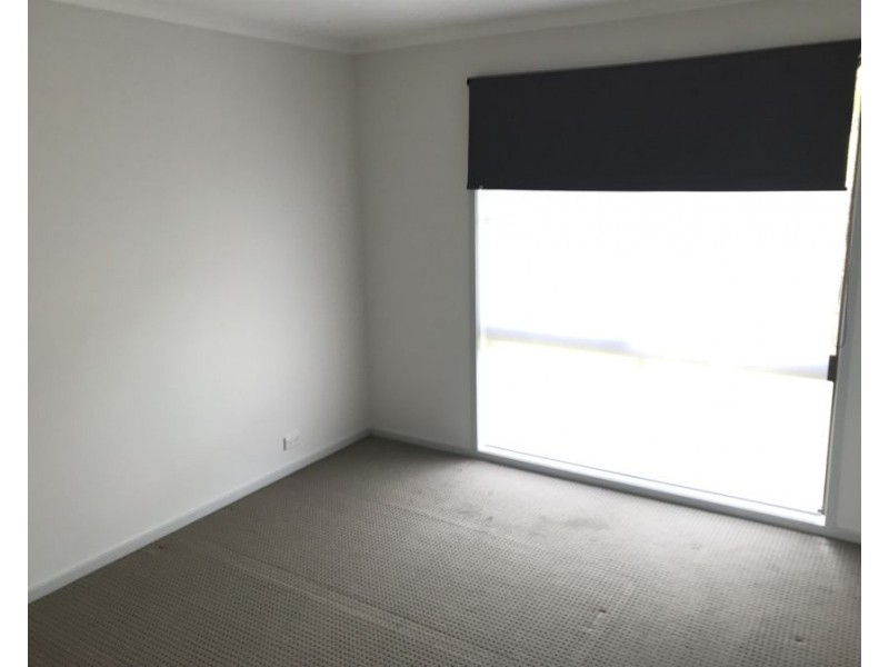 35 Railway Terrace, Crows Nest QLD 4355