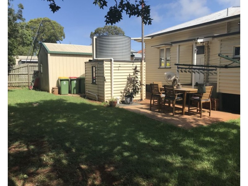 20 Rosewood Street, Toowoomba City QLD 4350