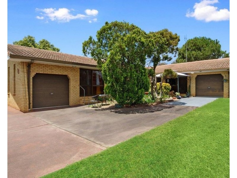 2/18 Hawker Street, Wilsonton QLD 4350