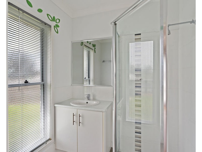 7 Lewis Street, Crows Nest QLD 4355