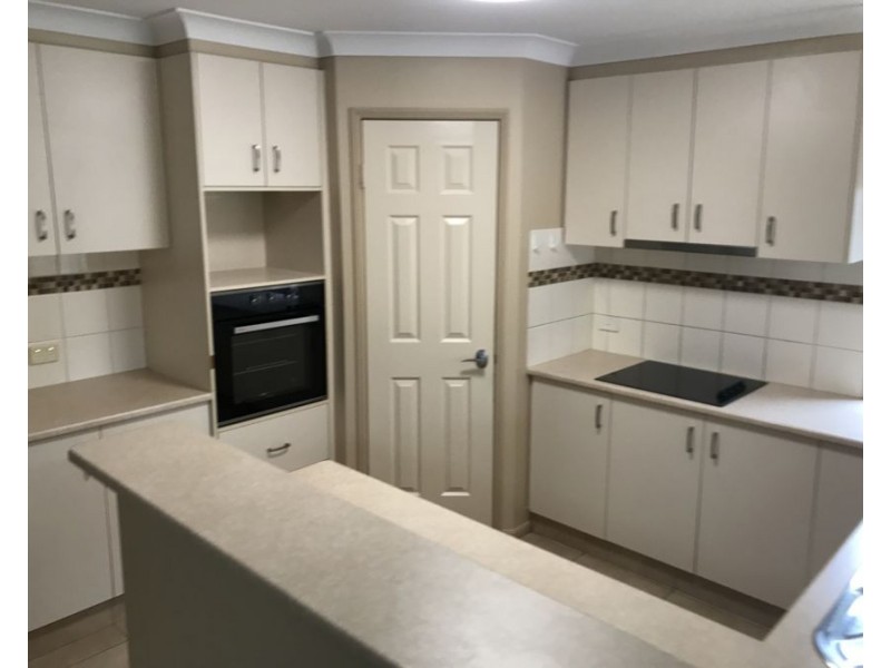 13 Trevean Drive, Kleinton QLD 4352